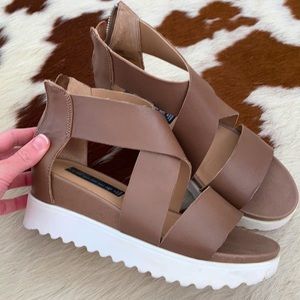 Steve Madden platform sandals